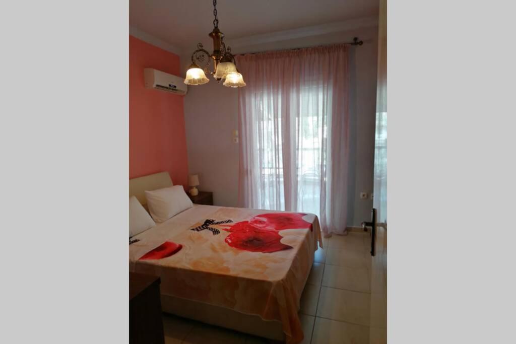 Debby'S Central Apartment Kavala Exterior photo