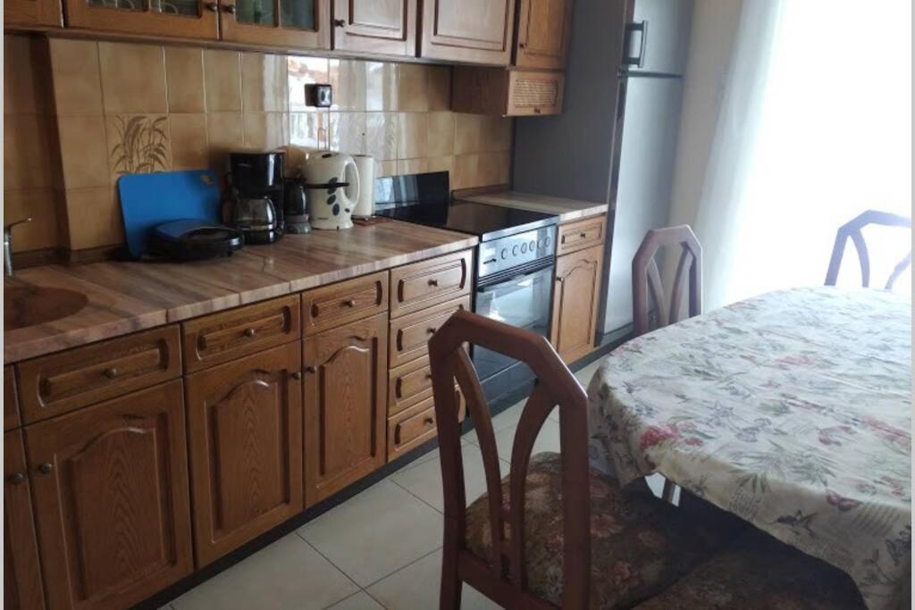 Debby'S Central Apartment Kavala Exterior photo