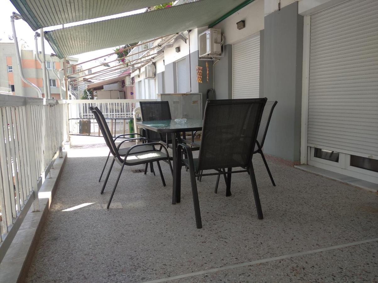 Debby'S Central Apartment Kavala Exterior photo